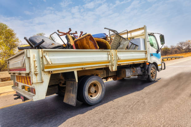 Best Junk Hauling Services  in Hubbard, OR